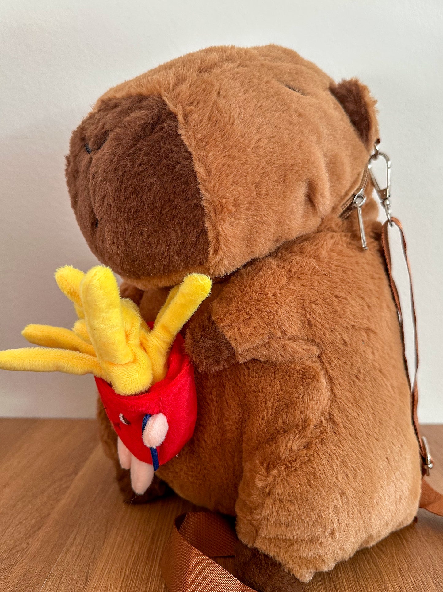 Capybara Rucksack Pommes